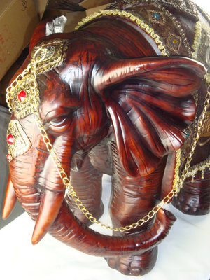 招財(cái)進(jìn)寶，家居添彩——探訪天津市河西區(qū)歐飾美家工藝品經(jīng)銷中心的特大號(hào)樹(shù)脂象擺件